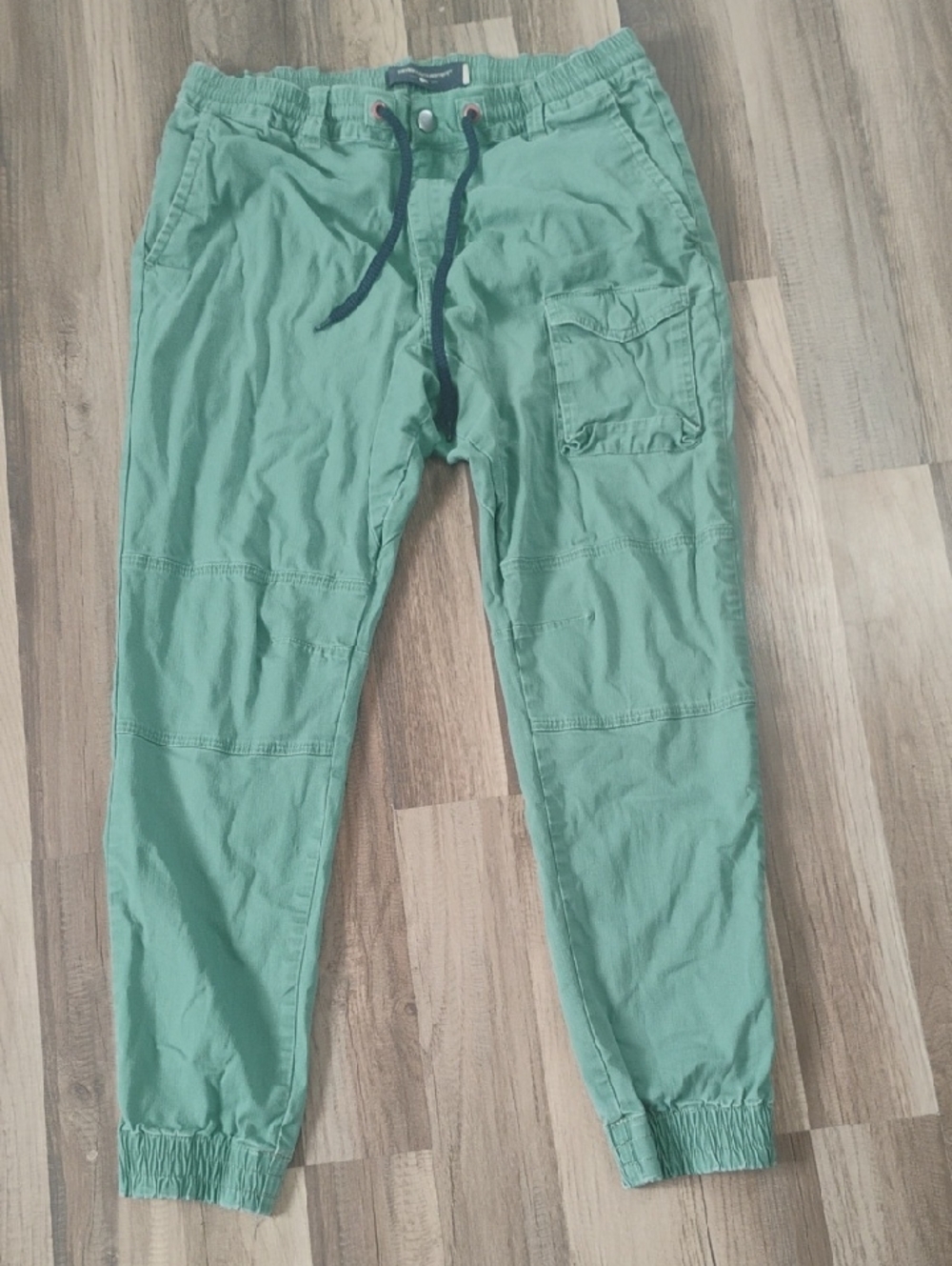 Modern Amusement Mint Green Cropped Cargo Joggers
